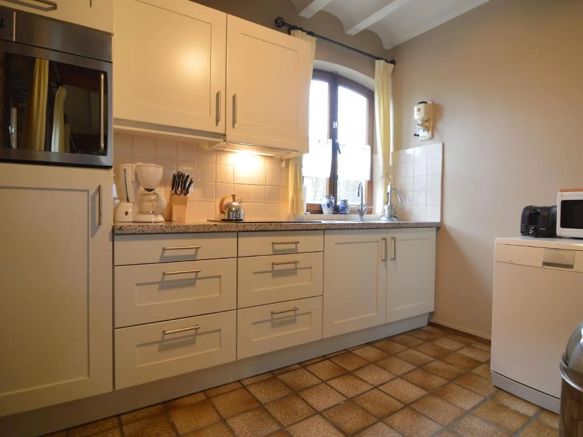 Charming Holiday Home With Garden In マルフラーテン オランダ