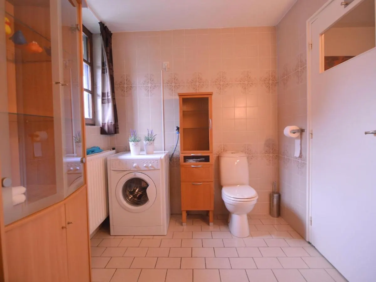 Charming Holiday Home With Garden In マルフラーテン オランダ