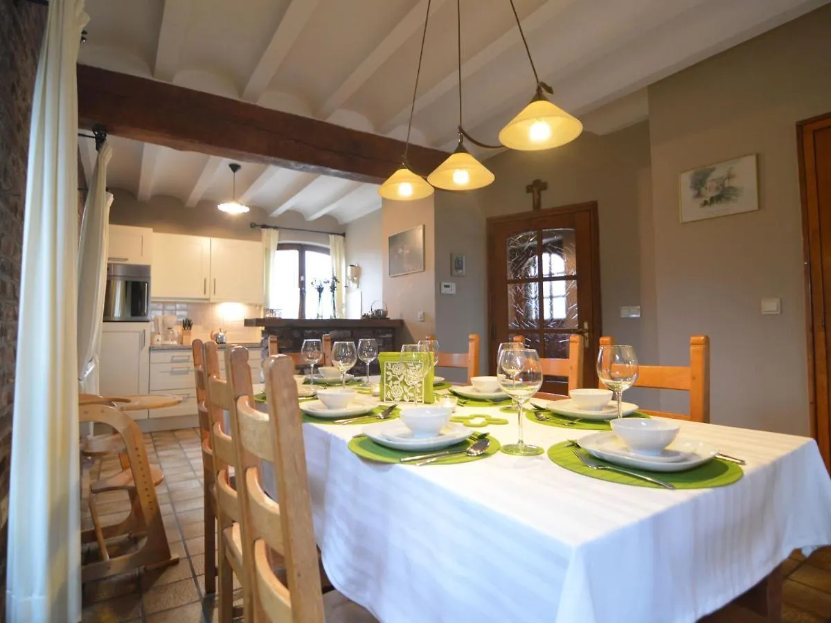 Charming Holiday Home With Garden In マルフラーテン